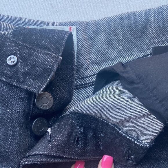 BDG Foldover V-Front Denim Short — Washed Black Denim Size 26 - Picture 7 of 8